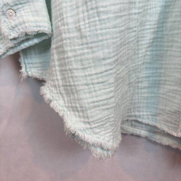 Aerie Women's Ocean Blue Oversized distressed coverup button shirt sz Medium NWT - Picture 6 of 14